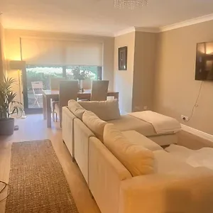Craigieburn Park Apartment
